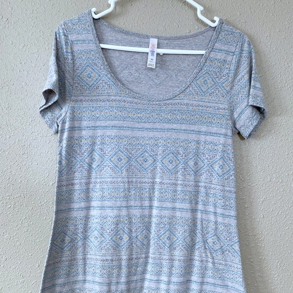 Lularoe Top - Picture 2 of 7